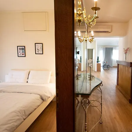 Houseloft Grand Edition